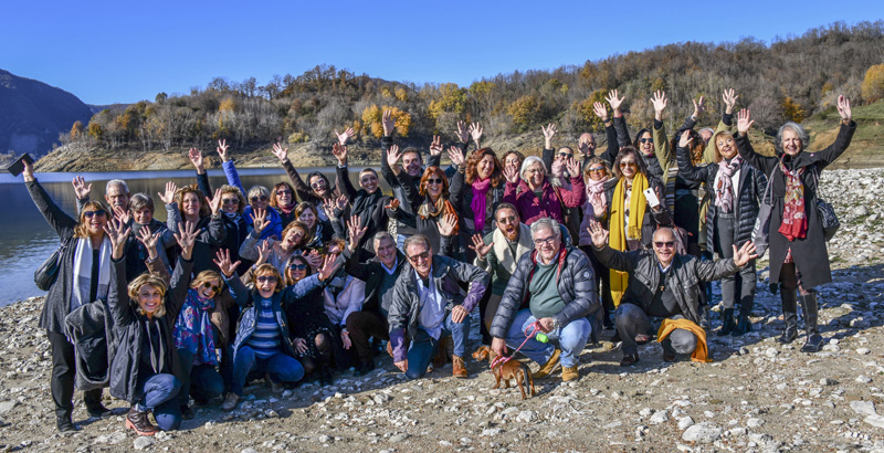 FOTO - We are family! - Valle del Salto -  Reunion della famiglia di IncontraDonna: volontari, pazienti, caregivers, medici, staff