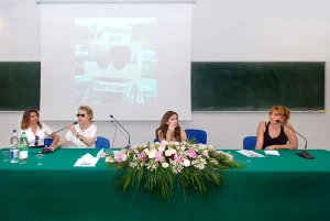 Foto dell'evento "La donna al centro della cura"