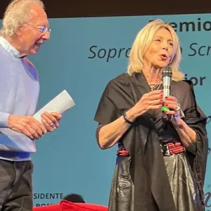 Cerimonia premiazione "SopratTutto Scrivere" Lara Facondi