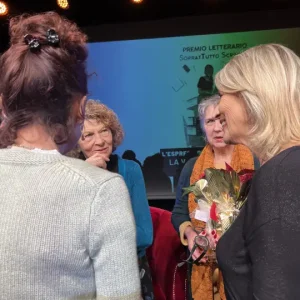 Cerimonia premiazione "SopratTutto Scrivere" Lara Facondi