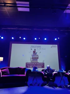 Cerimonia premiazione "SopratTutto Scrivere" Lara Facondi