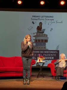 Cerimonia premiazione "SopratTutto Scrivere" Lara Facondi