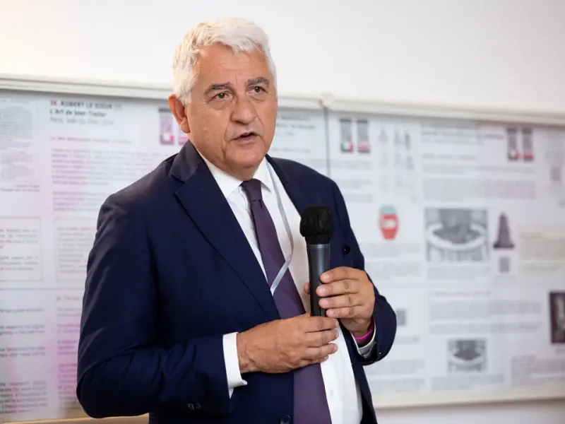 Scegliere il regiseno