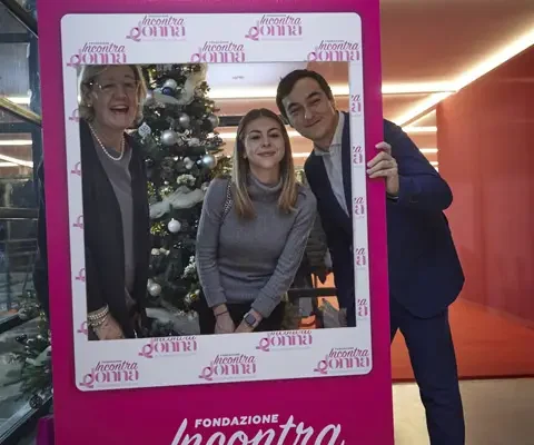 Immagine di copertina della notizia Buone Feste da IncontraDonna onlus - Attività del 2° semestre 2021