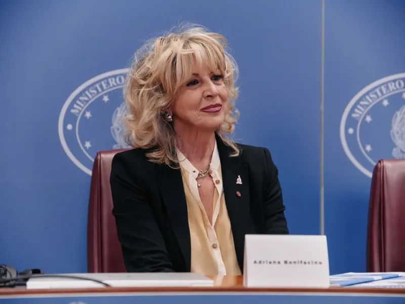 “Il cancro non aspetterà il vacino anti-Covid” – La prof.ssa Adriana Bonifacino su “Il Fatto Quotidiano”