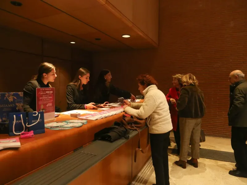 Un integratore alimentare (ciclocreatina) potrebbe bloccarne la proliferazione del carcinoma mammario HER2+