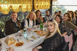 Foto - We Are Family!