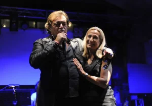 Concerto Rock Song is a Love Song