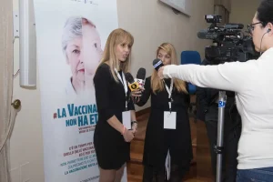 Conferenza vaccinazioni