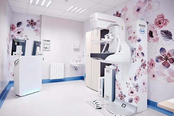Immagine di copertina della notizia COMUNICATO STAMPA: L’Azienda Sanitaria Provinciale di Cosenza si aggiudica un mammografo di ultima generazione donato grazie alla partnership tra Roche Italia e Fujifilm Italia nell’ambito della campagna “Screening Routine”